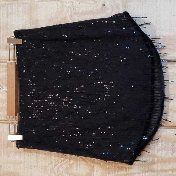 Avec Les Filles NWT Black Sequin Fringe Velvet Trim Mini Skirt Size S - Picture 1 of 4